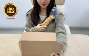 Tôi đã khóc và cười vì… một cuộn Phô mai Hun khói SOLSE