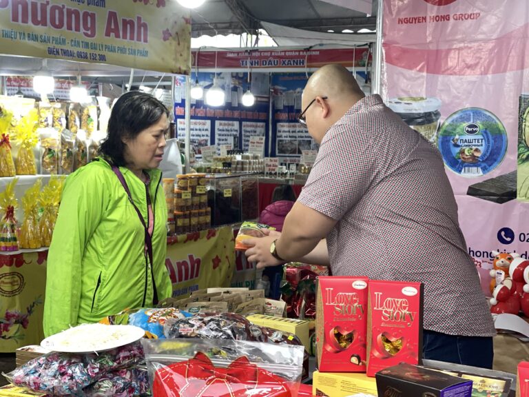 Gian hàng Nga của Nguyễn Hồng dự kiến thu hút hàng nghìn lượt khách tại các hội chợ chào Xuân Ất Tỵ 2025