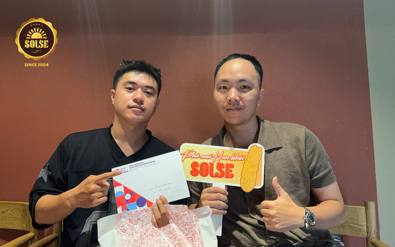 Trao giải cuộc thi “Sẻ chia kỷ niệm ĐẦU TIÊN khi ‘gặp gỡ’ Phô mai Hun khói SOLSE”