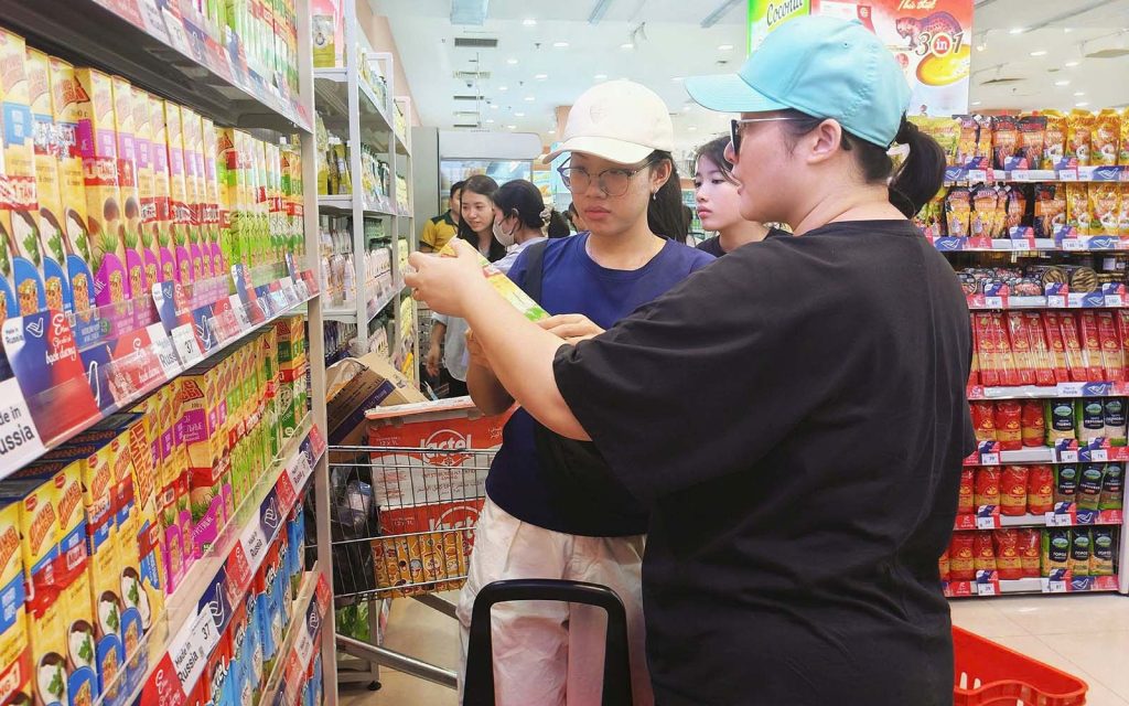 Chính thức khai trương Russia Corner (Góc hàng Nga) thứ hai của hệ thống WinMart tại Vincom Long Biên